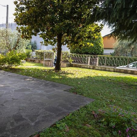 デセンツァーノ・デル・ガルダ Casa Mercedesヴィラ エクステリア 写真